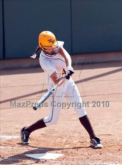 Thumbnail 3 in Temecula Valley vs. Upland (CIF SS D2 Final) photogallery.