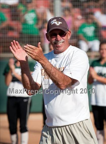 Thumbnail 3 in Temecula Valley vs. Upland (CIF SS D2 Final) photogallery.