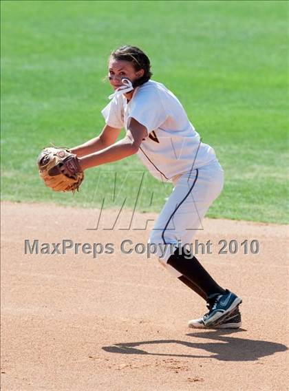 Thumbnail 1 in Temecula Valley vs. Upland (CIF SS D2 Final) photogallery.