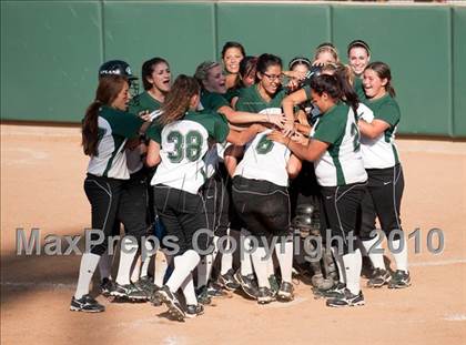 Thumbnail 2 in Temecula Valley vs. Upland (CIF SS D2 Final) photogallery.