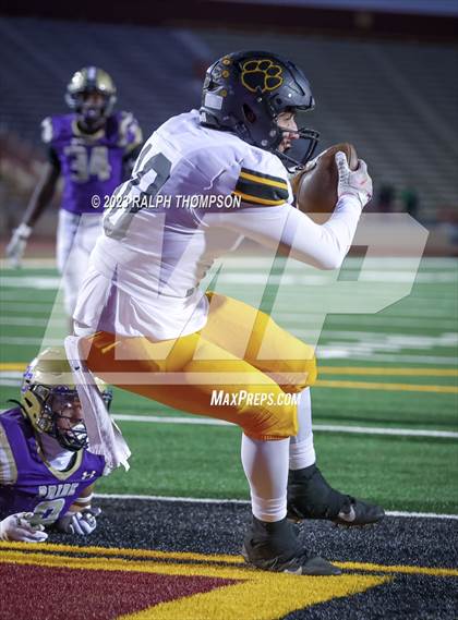 Thumbnail 2 in Hughson vs. Bradshaw Christian (CIF-SJS D6 Final) photogallery.