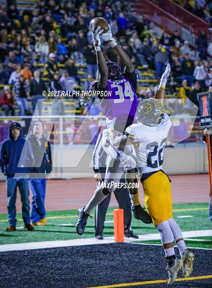 Thumbnail 1 in Hughson vs. Bradshaw Christian (CIF-SJS D6 Final) photogallery.