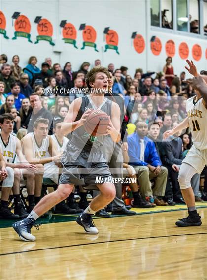 Thumbnail 3 in Woodgrove @ Loudoun Valley photogallery.