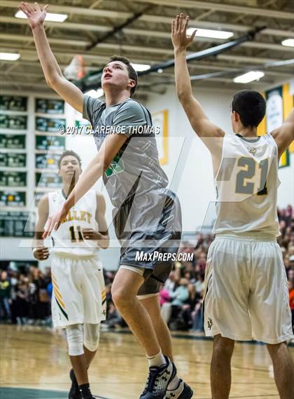 Thumbnail 2 in Woodgrove @ Loudoun Valley photogallery.