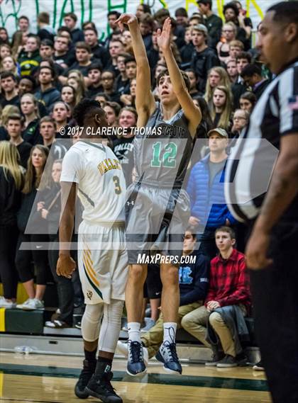 Thumbnail 1 in Woodgrove @ Loudoun Valley photogallery.