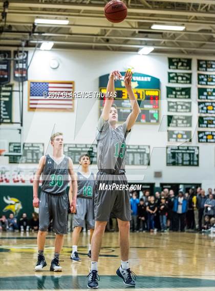 Thumbnail 2 in Woodgrove @ Loudoun Valley photogallery.