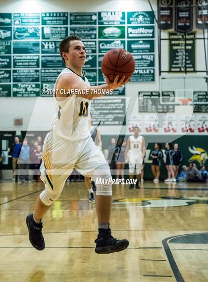 Thumbnail 2 in Woodgrove @ Loudoun Valley photogallery.