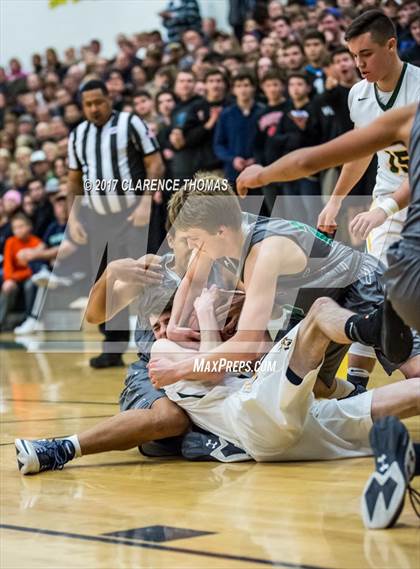 Thumbnail 2 in Woodgrove @ Loudoun Valley photogallery.