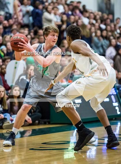 Thumbnail 1 in Woodgrove @ Loudoun Valley photogallery.
