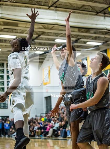 Thumbnail 2 in Woodgrove @ Loudoun Valley photogallery.