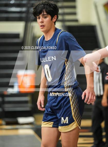 Thumbnail 3 in Mullen @ Lakewood photogallery.
