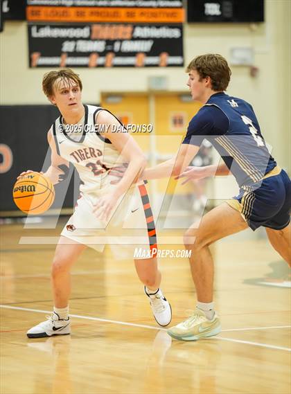 Thumbnail 2 in Mullen @ Lakewood photogallery.