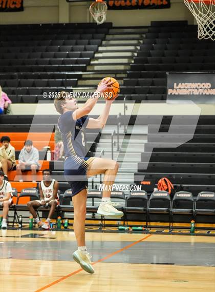 Thumbnail 3 in Mullen @ Lakewood photogallery.