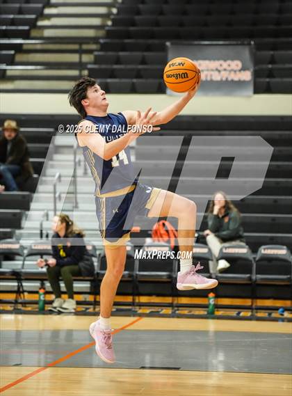 Thumbnail 2 in Mullen @ Lakewood photogallery.