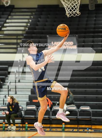 Thumbnail 3 in Mullen @ Lakewood photogallery.