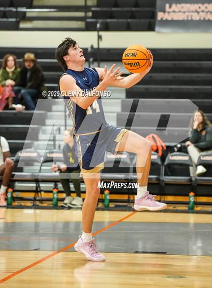 Thumbnail 1 in Mullen @ Lakewood photogallery.