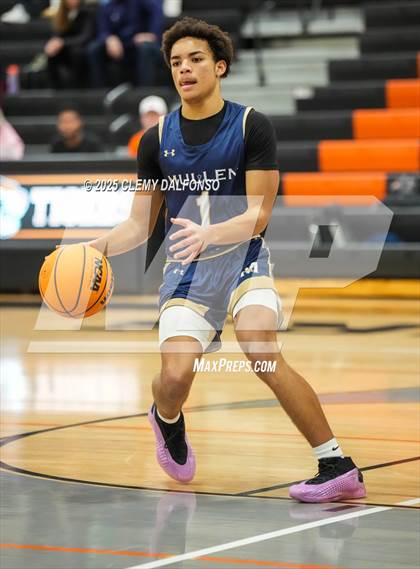 Thumbnail 2 in Mullen @ Lakewood photogallery.