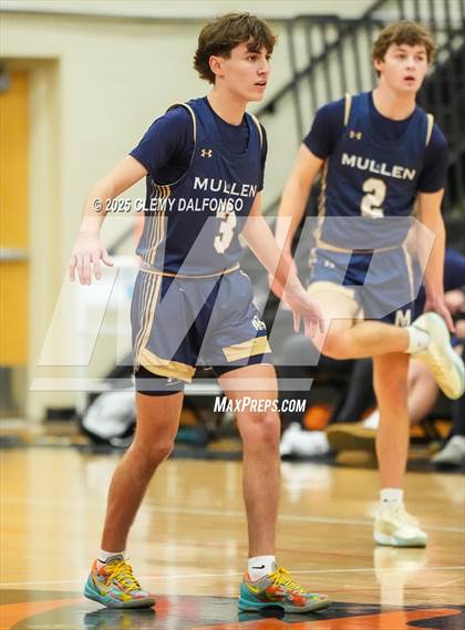 Thumbnail 3 in Mullen @ Lakewood photogallery.