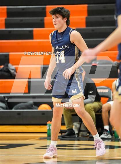 Thumbnail 3 in Mullen @ Lakewood photogallery.