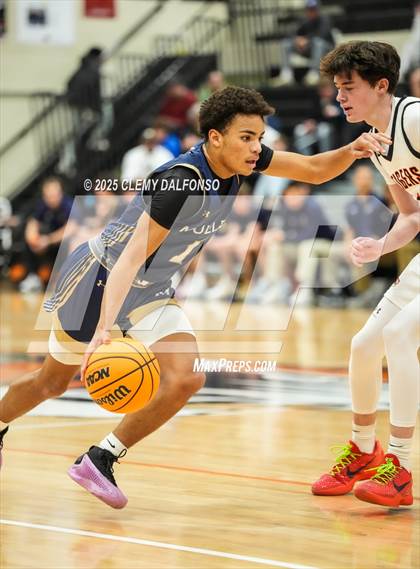 Thumbnail 2 in Mullen @ Lakewood photogallery.