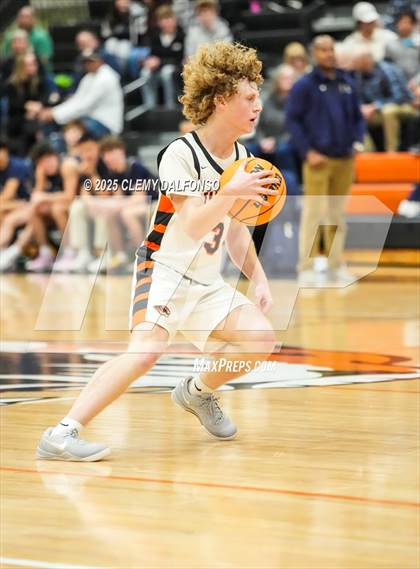 Thumbnail 3 in Mullen @ Lakewood photogallery.