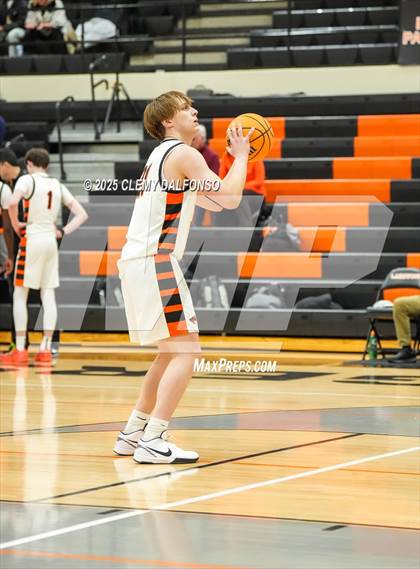 Thumbnail 3 in Mullen @ Lakewood photogallery.