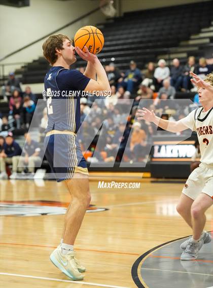 Thumbnail 3 in Mullen @ Lakewood photogallery.