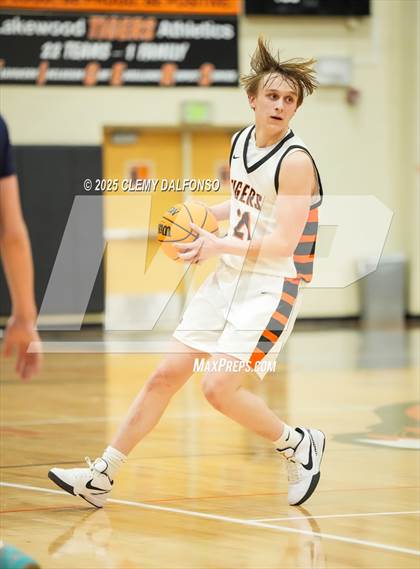 Thumbnail 1 in Mullen @ Lakewood photogallery.