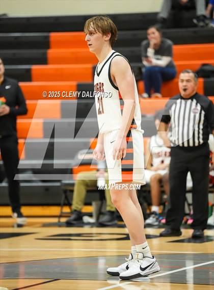 Thumbnail 3 in Mullen @ Lakewood photogallery.