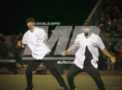 Thumbnail 2 in Mater Dei vs. Vista Murrieta (CIF SS Division 1 Playoff) photogallery.