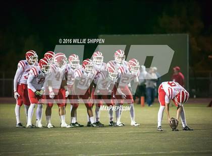 Thumbnail 1 in Mater Dei vs. Vista Murrieta (CIF SS Division 1 Playoff) photogallery.