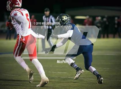 Thumbnail 3 in Mater Dei vs. Vista Murrieta (CIF SS Division 1 Playoff) photogallery.