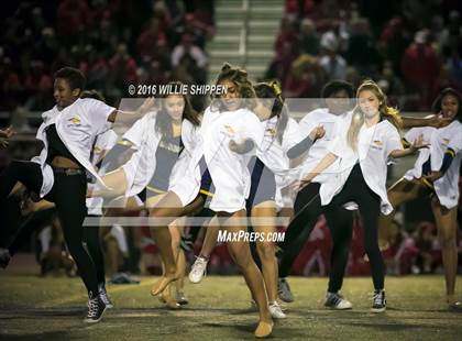 Thumbnail 3 in Mater Dei vs. Vista Murrieta (CIF SS Division 1 Playoff) photogallery.