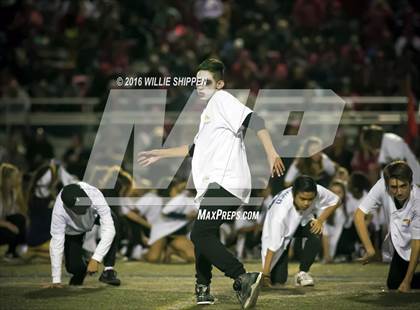 Thumbnail 3 in Mater Dei vs. Vista Murrieta (CIF SS Division 1 Playoff) photogallery.