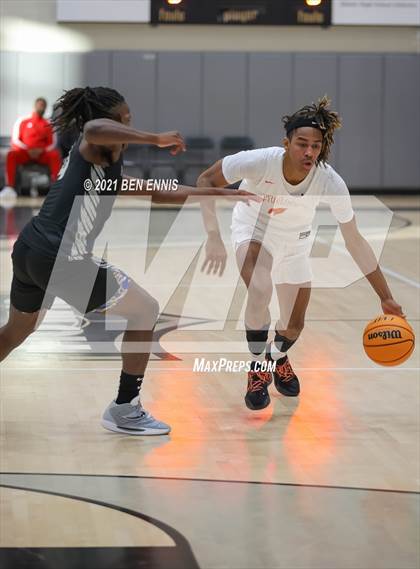Thumbnail 3 in Wasatch Academy vs Pebblebrook (Holiday Hoopsgiving Tournament) photogallery.