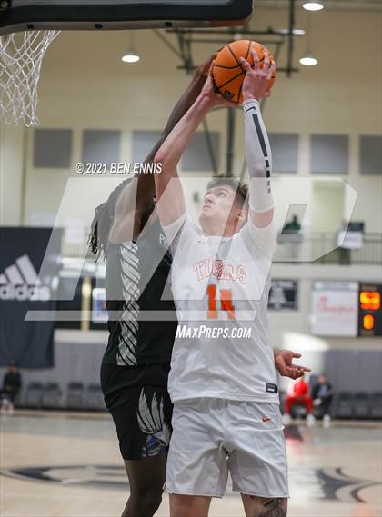 Thumbnail 2 in Wasatch Academy vs Pebblebrook (Holiday Hoopsgiving Tournament) photogallery.