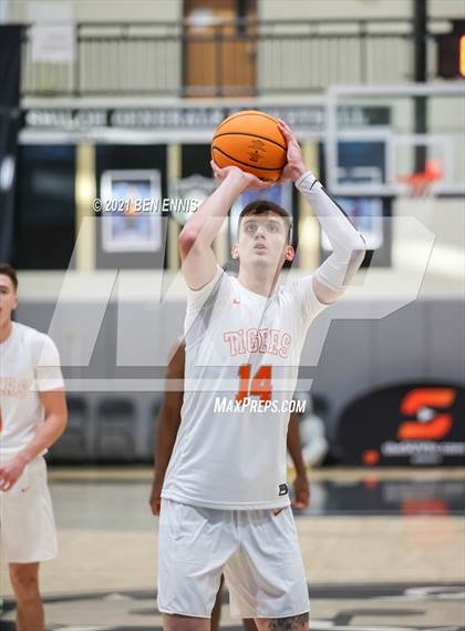 Thumbnail 2 in Wasatch Academy vs Pebblebrook (Holiday Hoopsgiving Tournament) photogallery.