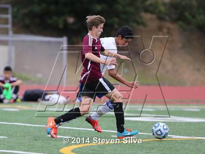Thumbnail 2 in Point Loma vs. San Diego (23rd Annual San Diego Holiday Classic) photogallery.
