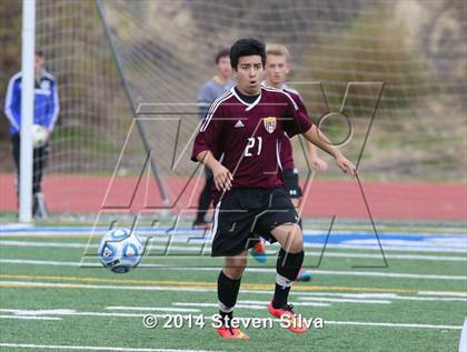 Thumbnail 3 in Point Loma vs. San Diego (23rd Annual San Diego Holiday Classic) photogallery.