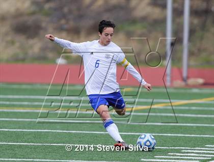 Thumbnail 3 in Point Loma vs. San Diego (23rd Annual San Diego Holiday Classic) photogallery.