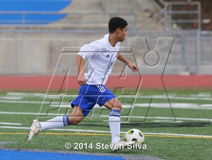 Thumbnail 1 in Point Loma vs. San Diego (23rd Annual San Diego Holiday Classic) photogallery.