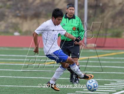 Thumbnail 1 in Point Loma vs. San Diego (23rd Annual San Diego Holiday Classic) photogallery.