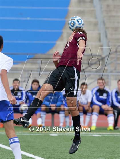 Thumbnail 2 in Point Loma vs. San Diego (23rd Annual San Diego Holiday Classic) photogallery.