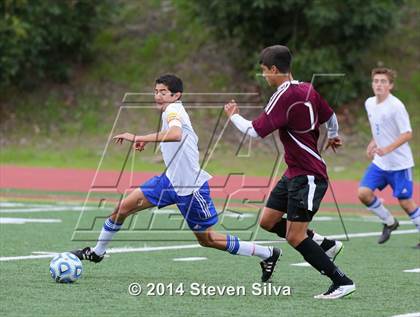 Thumbnail 3 in Point Loma vs. San Diego (23rd Annual San Diego Holiday Classic) photogallery.