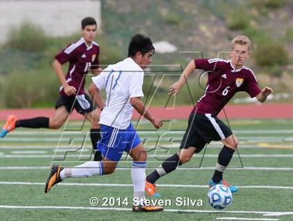 Thumbnail 2 in Point Loma vs. San Diego (23rd Annual San Diego Holiday Classic) photogallery.