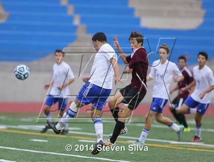Thumbnail 2 in Point Loma vs. San Diego (23rd Annual San Diego Holiday Classic) photogallery.