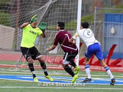 Thumbnail 3 in Point Loma vs. San Diego (23rd Annual San Diego Holiday Classic) photogallery.