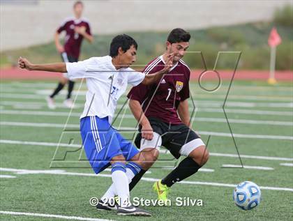 Thumbnail 2 in Point Loma vs. San Diego (23rd Annual San Diego Holiday Classic) photogallery.