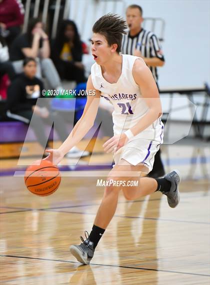 Thumbnail 3 in Kingman @ Northwest Christian photogallery.