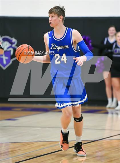 Thumbnail 3 in Kingman @ Northwest Christian photogallery.